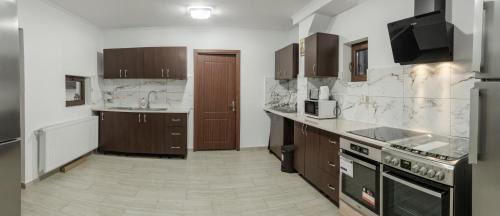 Orastioara de Sus House | AGROPENSIUNEA ZAMOLXIS