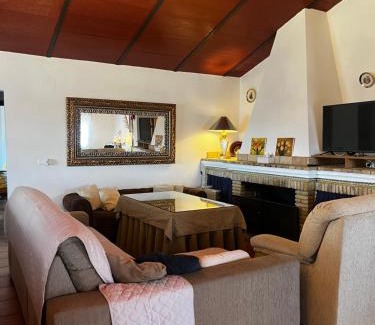 San Bartolome de la Torre House | Agua de Verano