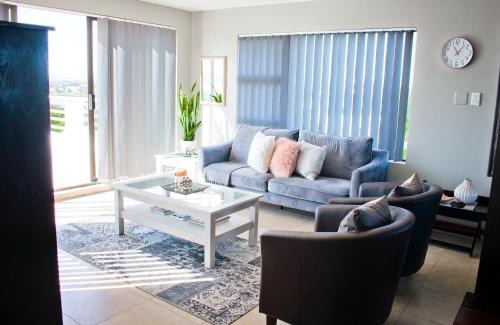 Aston Bay Apartment | Aguia-Vista Couples Haven, Views, Pool, Beach Walk