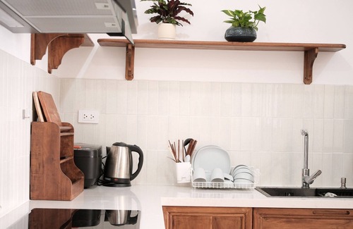 Hue Apartment | AHue Homestay-2BR-4Pax-FreePool+Gym-NearAEON Mall