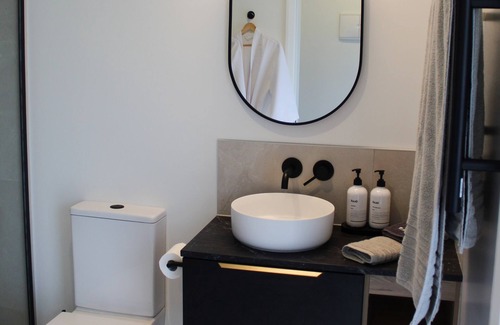 Mangawhai Cabin | Ahuru House a touch of Luxury