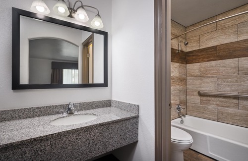 Greater South River City Hotel | Aiden Austin City Hotel