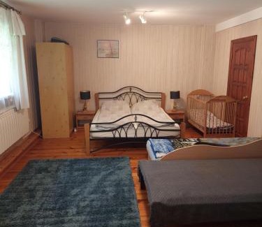 Gratiskes House | Aido ir Jovitos sodyba Jorunas