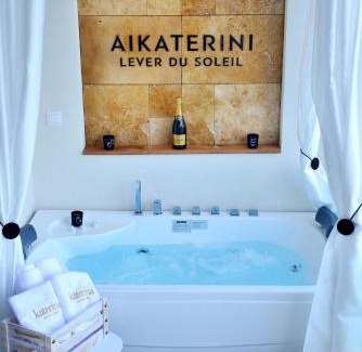 Koskinou Apartment | Aikaterini Lever Du Soleil