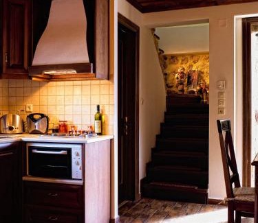 Asprangeloi House | Aiolides Traditional Homes