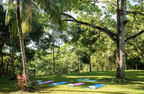 Negroman Villa | Air-Conditioned Casita w/Private Entrance, Screened-In Porch, & Great View