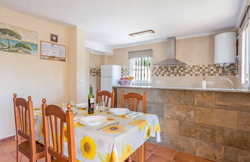 Zahora House | Air-Conditioned Home Close to the Beach with Pool, Terrace, Garden & Wi-Fi