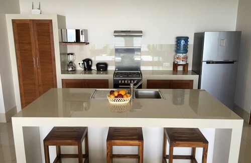 Bukti Villa | Air Sanih Beach Villa 3 Br