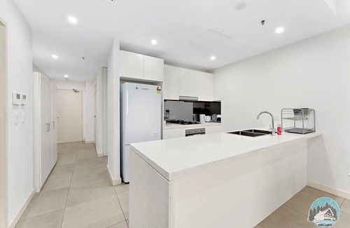 Mascot Apartment | Aircabin - Mascot - Comfy - Family-2 Beds Apt