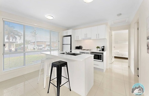 Oxley Park Cottage | Aircabin - Oxley Park - Lovely & Comfy - 2 Beds