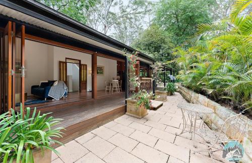Warrawee House | Aircabin - Warrawee - Sydney - 5 Beds House