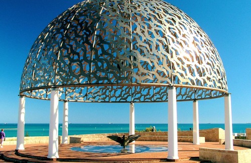 Wonthella House | Airconditioned Geraldton Luxury Retreat