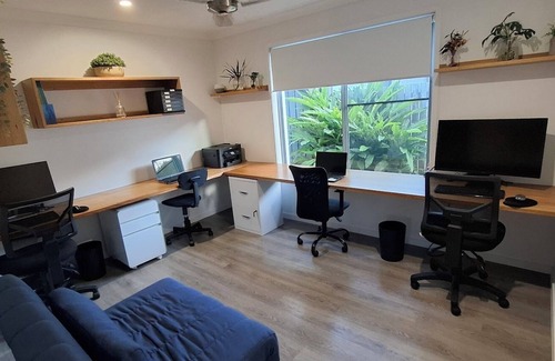 Jubilee Pocket House | Airlie Beach Family Tropical Retreat w/large outback entertainment patio & pool