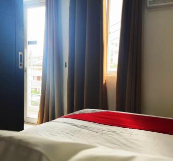 Palanan Hotel | Airo Suites Makati