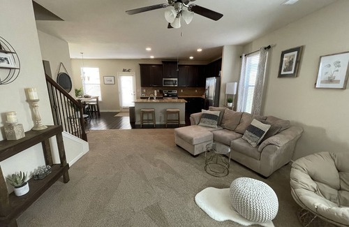 Church Street House | Airport Hideaway!