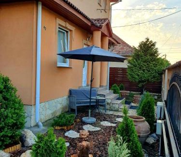 Vecses House | Airport Luxury Apartman 42