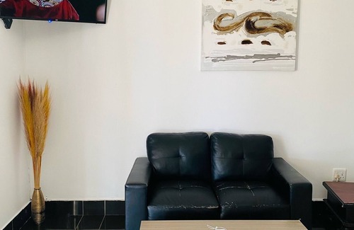 Kempton Park Bed & Breakfast | Airport Royal Guest House