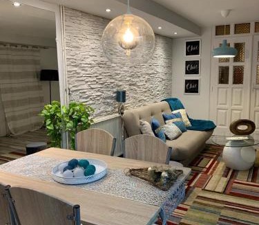 Vecses Bed & Breakfast | Airport16 bed and breakfast