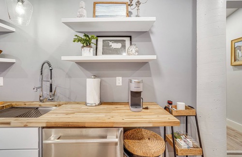 Gloucester House | Airstream & Ocean View: Unique Gloucester Getaway
