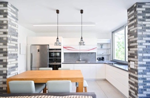 Tel Aviv Apartment | Airy 2BR at Trumpeldor By HolyGuest