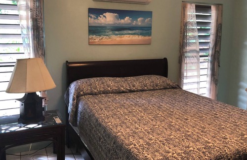 Estate Southgate Apartment | Airy Carribean Big 2 Bedroom