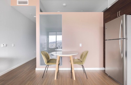Civic Center Apartment | Airy Soma 1BR w/Pool, Yoga & Spa, nr Station & Bars, by Blueground