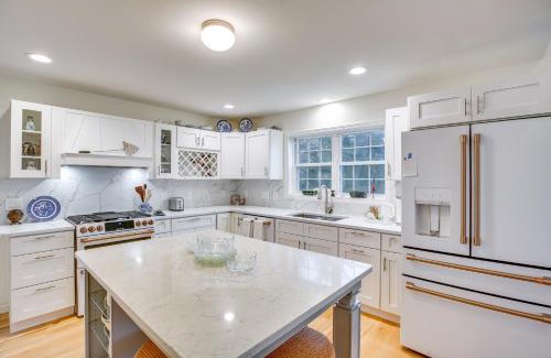 West Cape May House | Airy West Cape May Cottage Less Than 1 Mi to Beach!