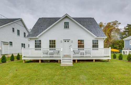 West Cape May House | Airy West Cape May Cottage Less Than 1 Mi to Beach!