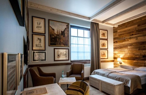Oborniki Slaskie Resort | Akademia Kuraszków