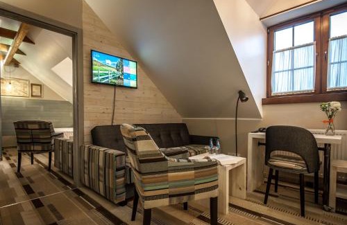 Oborniki Slaskie Resort | Akademia Kuraszków