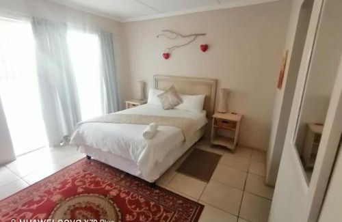 Calvinia Bed & Breakfast | Akkerdam Bed and Breakfast