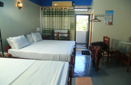 Kilinochchi Hotel | AKR hotel