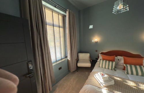 Halifax House | Akroyd House - The Mackintosh Room
