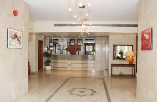 Al Majaz Apartment | Al Buhaira Hotel Apartment