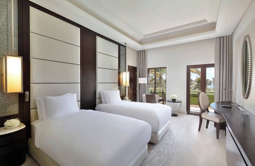 Al-Bustan Resort | Al Bustan Palace, a Ritz-Carlton Hotel