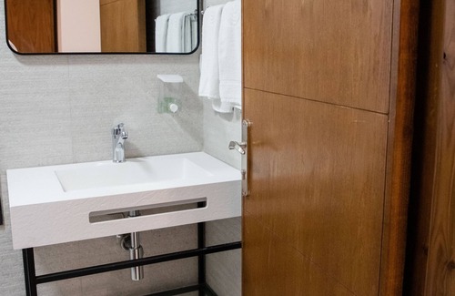 Ramallah Apartment | Al-Istiklal Suites
