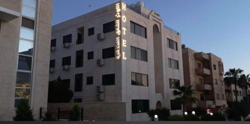 Al Jubeiha Apartment | Al Kawther Hotel Apartments