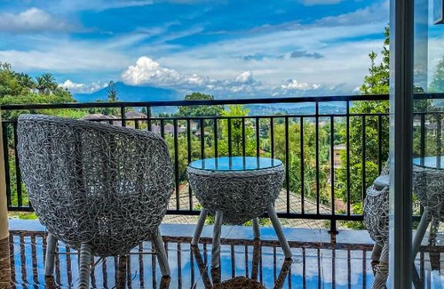 Cisarua Hotel | AL Marina Resort