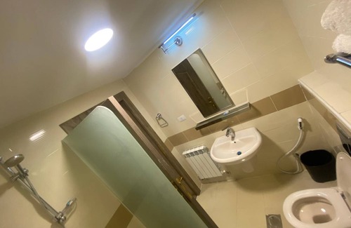 Al-Karak Hotel | Al-Mujeb