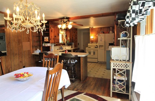 Montour Falls Cottage | Al's Creekside Cottage in the Finger Lakes