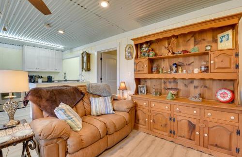 Andalusia Apartment | Alabama Lakefront Getaway with Kayaks and Patio