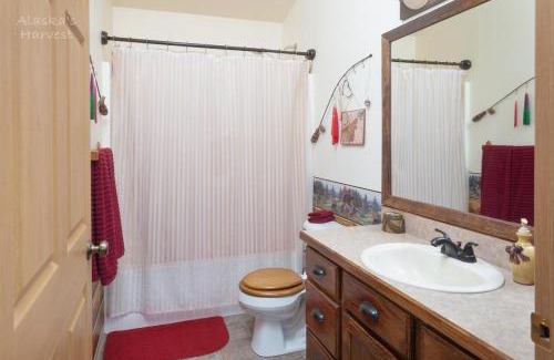Palmer Bed & Breakfast | Alaska's Harvest Bed and Breakfast and Luxury Log Cabin
