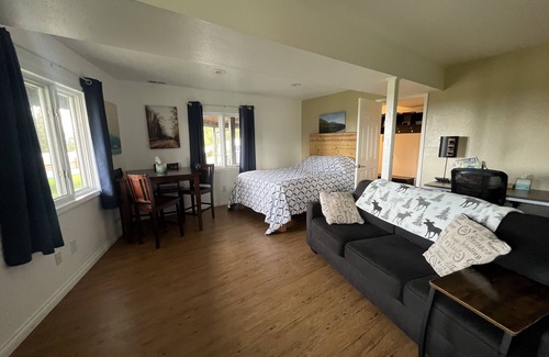 Eagle River Apartment | Alaskan Adventure Awaits!