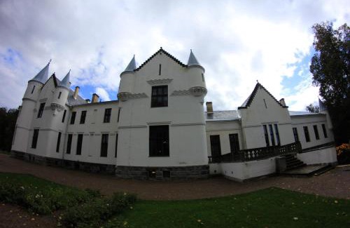 Alatskivi Hotel | Alatskivi Castle