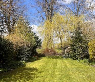 Alton Barnes House | Alba Cottage, Wilcot, Pewsey