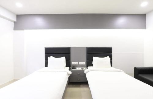 Vastrapur Hotel | Alba Premier, Ahmedabad