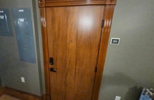 Albany Hotel | Albany Merchants Hotel