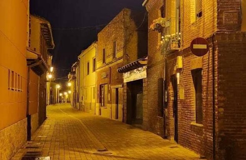 Mansilla de las Mulas Bed & Breakfast | Albergue La Pinguina