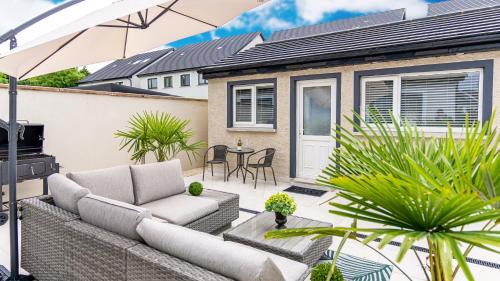 Leixlip Ski Chalet | ALBERT COURT