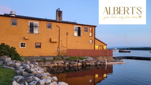 Shelburne Hotel | Albert's